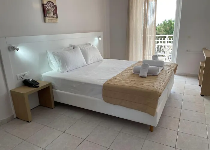 Armonia By Zante Plaza Alojamento de Acomodação e Pequeno-almoço Laganas