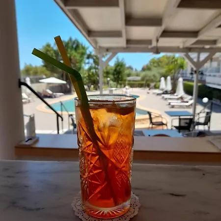 Alojamento de Acomodação e Pequeno-almoço Armonia By Zante Plaza