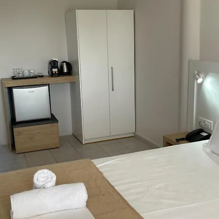 Armonia By Zante Plaza Alojamento de Acomodação e Pequeno-almoço Laganas